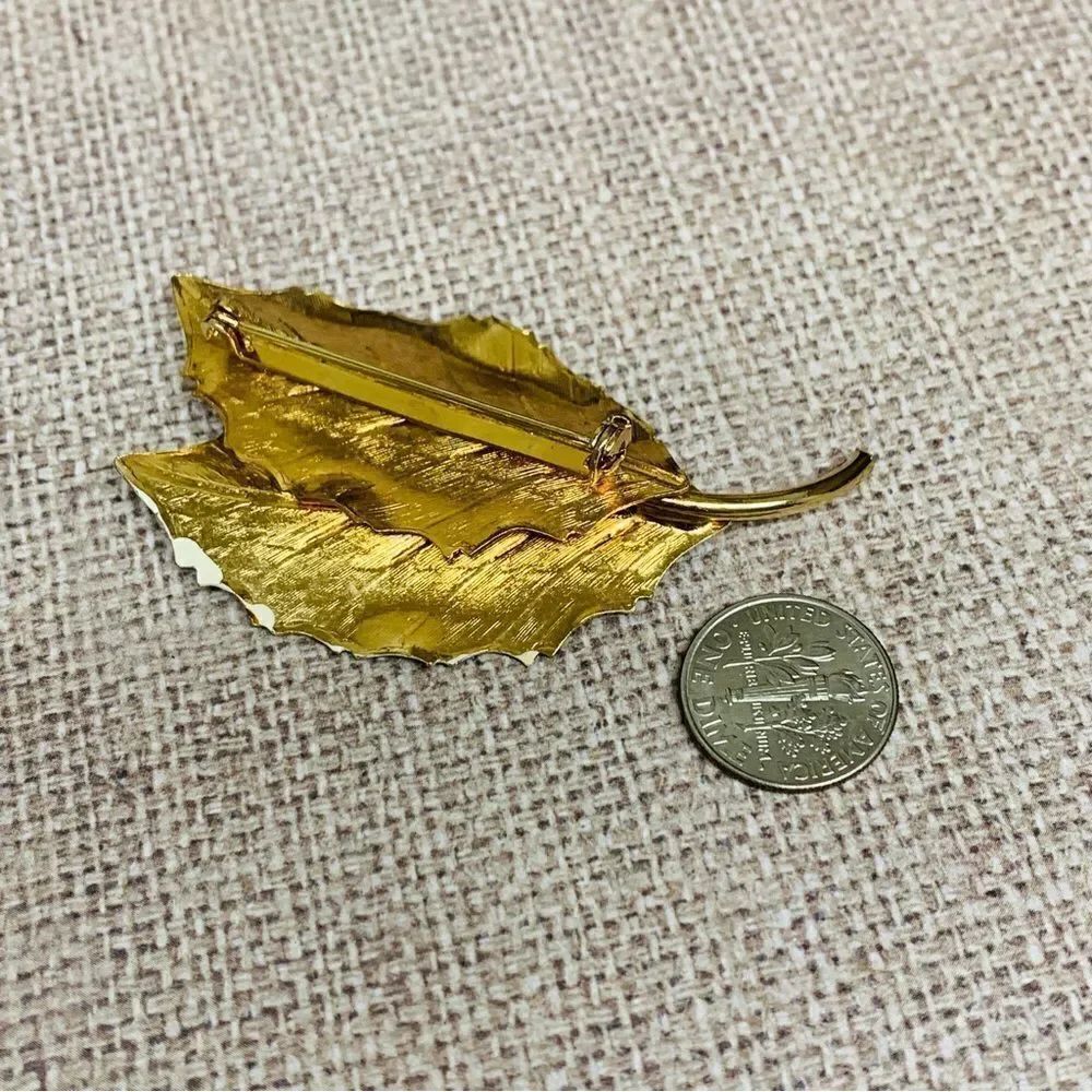 Gold‎ Brown Yellow Enameled Leaf Brooch
